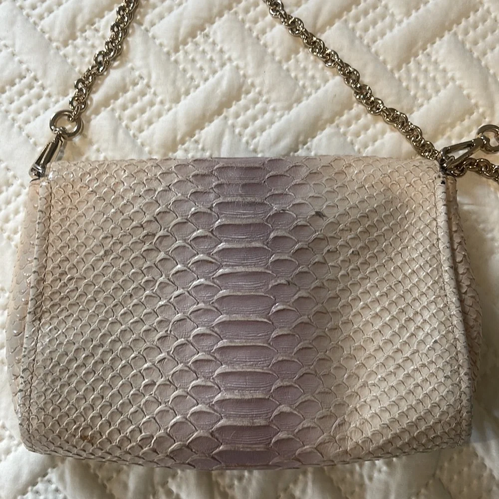 Coach Handbag With Gold Chain Cream with a little mauve mixed in it - Picture 4 of 8
